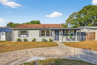 3929 13TH AVENUE N, St Petersburg, FL 33713