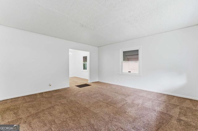 2551 E Tupelo Street SE, Atlanta, GA 30317