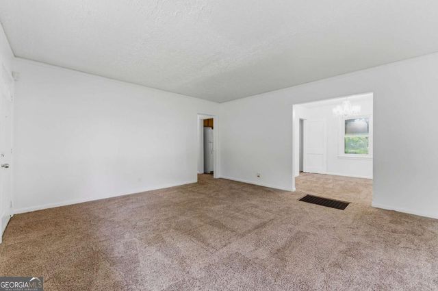 2551 E Tupelo Street SE, Atlanta, GA 30317