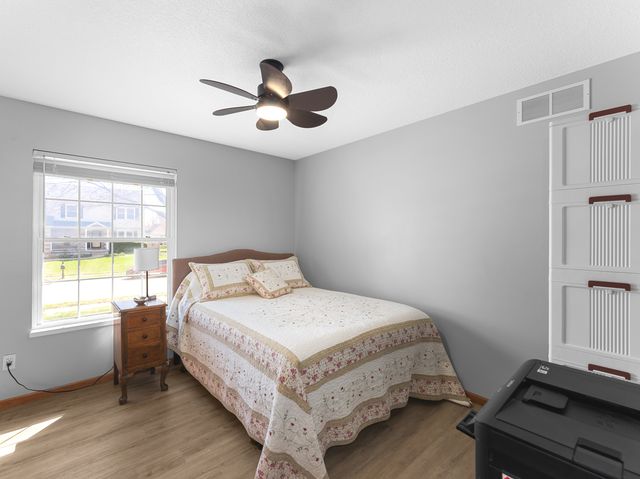 5018 Coventry Court, Davenport, IA 52807