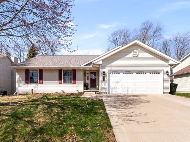 5018 Coventry Court, Davenport, IA 52807
