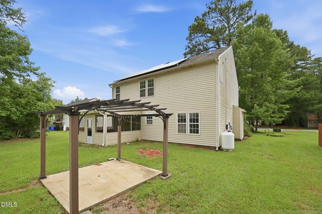 30 Hunters Way, Angier, NC 27501
