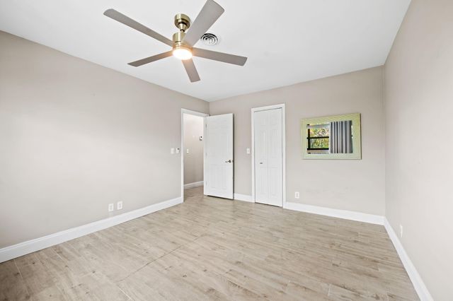 2700 NE 56TH Court 4B, Fort Lauderdale, FL 33308