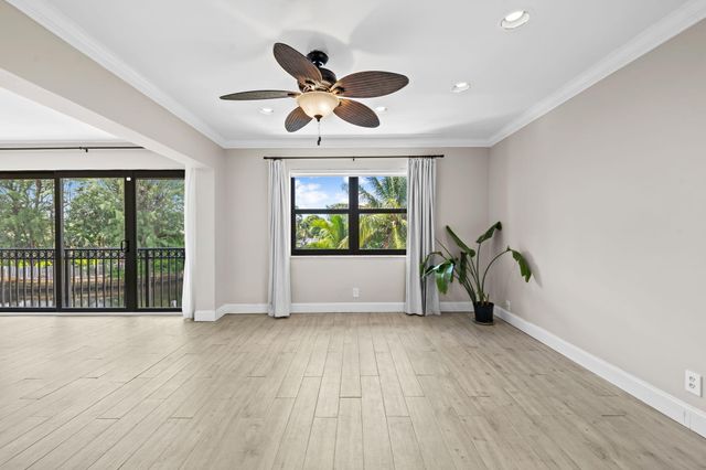 2700 NE 56TH Court 4B, Fort Lauderdale, FL 33308