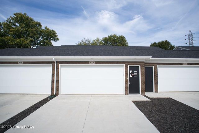 607 Burnett Farm Ln, Louisville, KY 40243