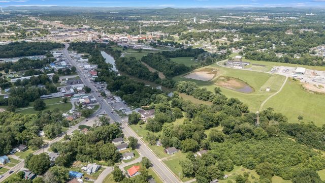 721 S Cannon Blvd, Shelbyville, TN 37160