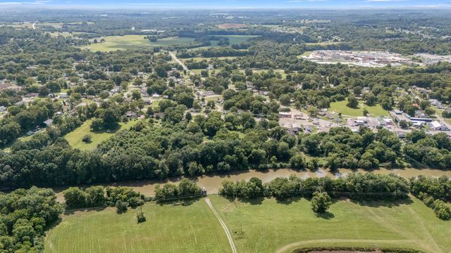 721 S Cannon Blvd, Shelbyville, TN 37160