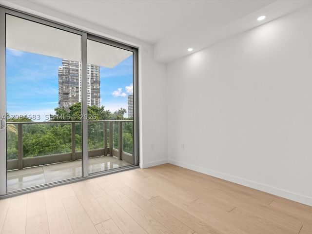 2200 Brickell Avenue 402, Miami, FL 33129