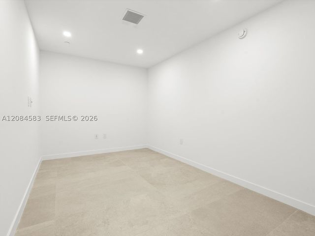 2200 Brickell Avenue 402, Miami, FL 33129