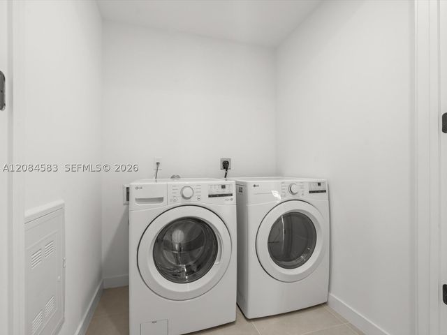 2200 Brickell Avenue 402, Miami, FL 33129
