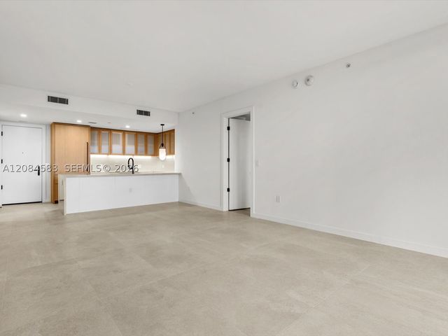 2200 Brickell Avenue 402, Miami, FL 33129