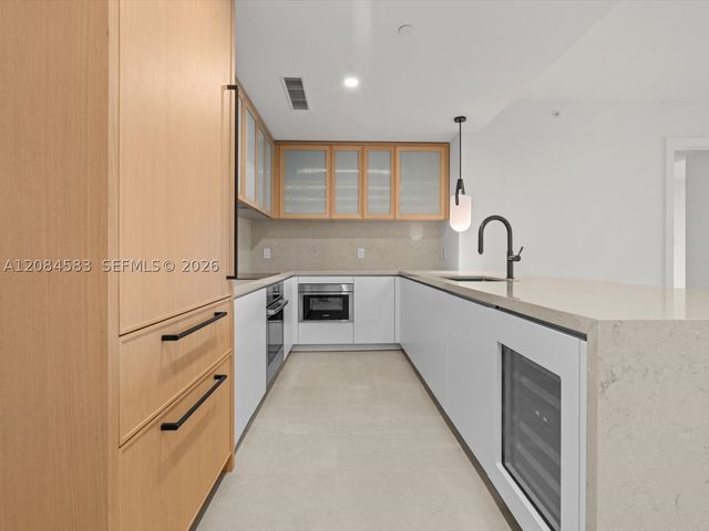 2200 Brickell Avenue 402, Miami, FL 33129