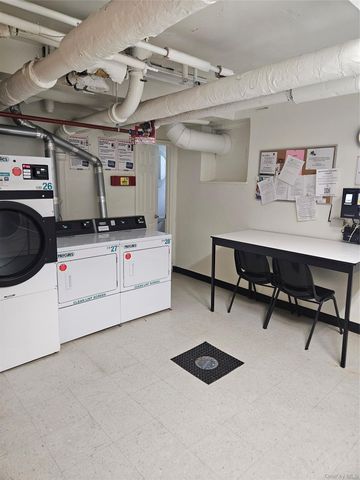 2107 Wallace Avenue 4D, Bronx, NY 10462