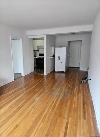 2107 Wallace Avenue 4D, Bronx, NY 10462