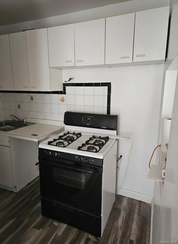 2107 Wallace Avenue 4D, Bronx, NY 10462