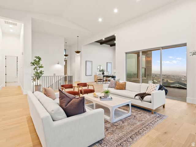 871 N SANDHURST DR, Salt Lake City, UT 84103