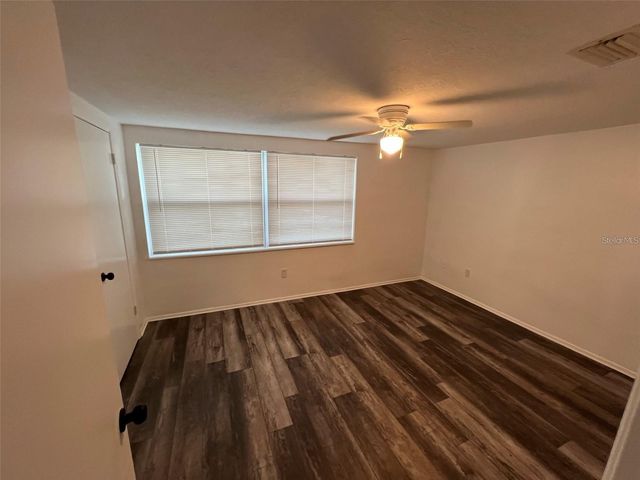 8206 CLOVER HILL LOOP, Hudson, FL 34667