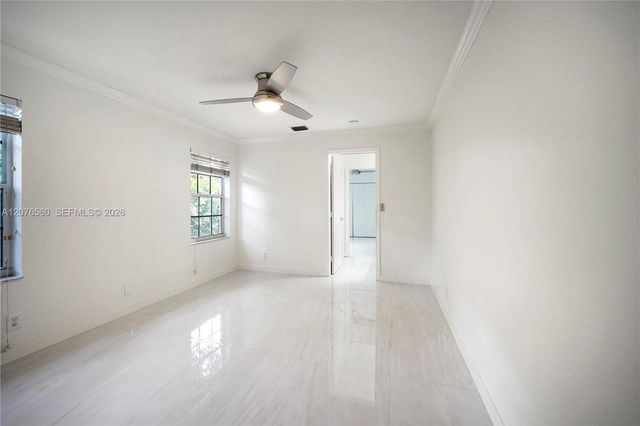 2527 Jardin Drive 2527, Weston, FL 33327