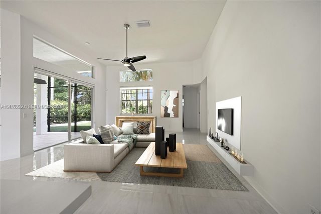 2527 Jardin Drive 2527, Weston, FL 33327