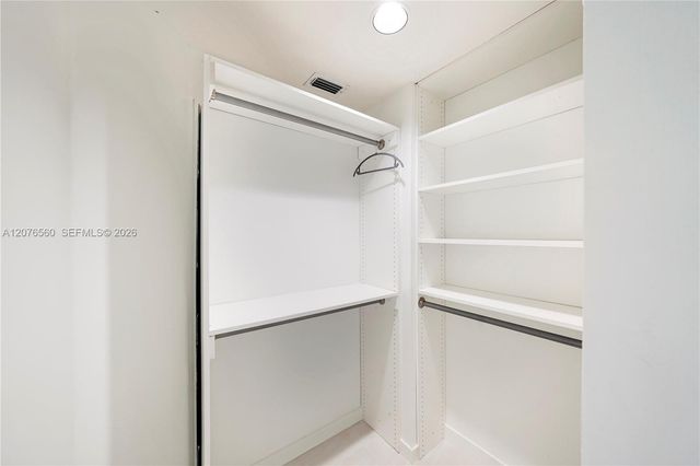 2527 Jardin Drive 2527, Weston, FL 33327