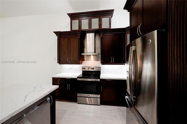 2527 Jardin Drive 2527, Weston, FL 33327