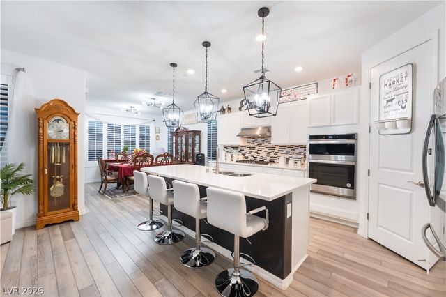 9985 Blackbark Court, Las Vegas, NV 89166