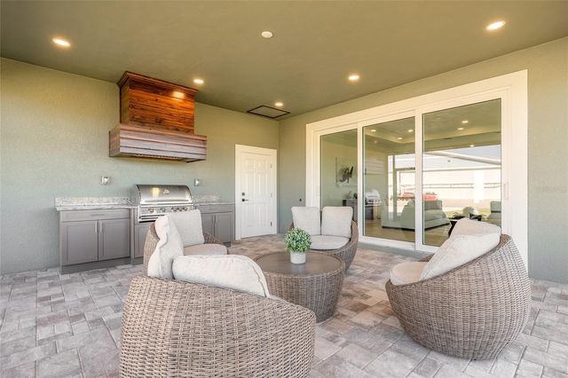 704 SKYLANE CIRCLE, Edgewater, FL 32132