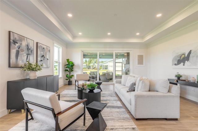 704 SKYLANE CIRCLE, Edgewater, FL 32132