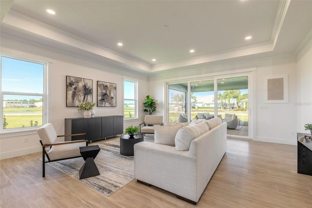 704 SKYLANE CIRCLE, Edgewater, FL 32132