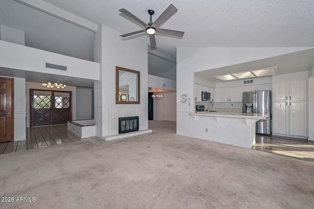6107 W WINDROSE Drive, Glendale, AZ 85304