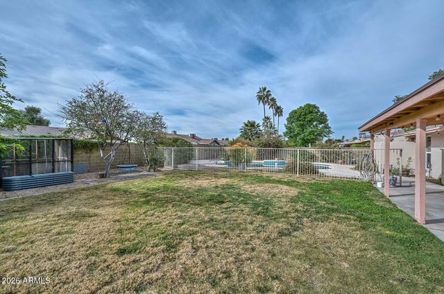 6107 W WINDROSE Drive, Glendale, AZ 85304