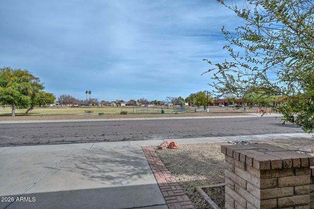 6107 W WINDROSE Drive, Glendale, AZ 85304