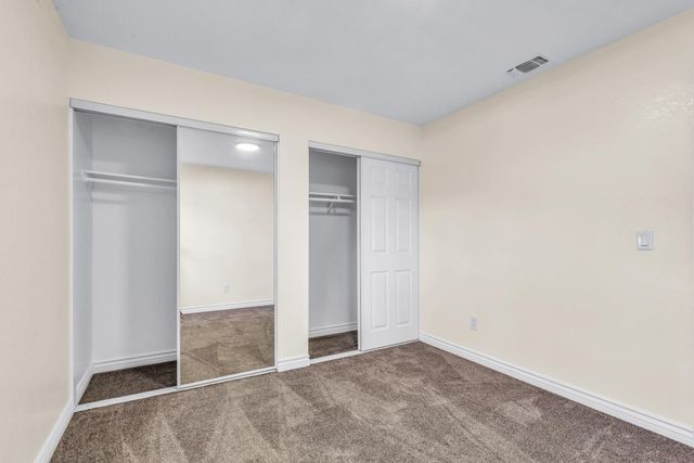9081 Meadowdale Way, Elk Grove, CA 95624