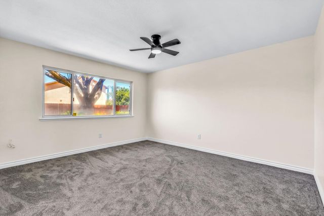 9081 Meadowdale Way, Elk Grove, CA 95624