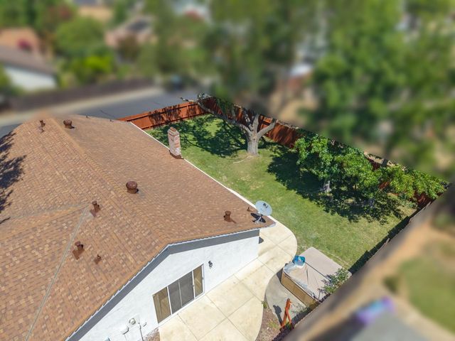 9081 Meadowdale Way, Elk Grove, CA 95624