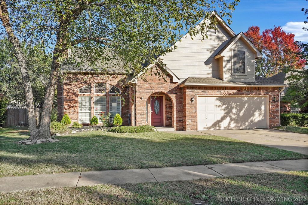 9909 N 115th East Avenue, Owasso, OK 74055