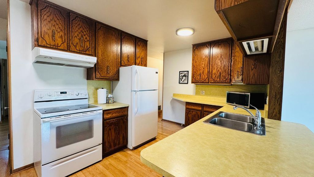 1716 Oakcrest Avenue, Roseville, MN 55113 — photo 5