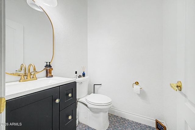 5477 W QUAIL Avenue, Glendale, AZ 85308