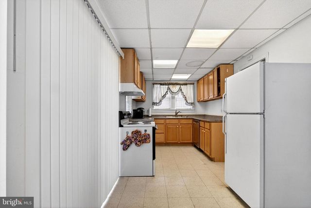 1105 PARKSIDE AVE, Ewing, NJ 08618