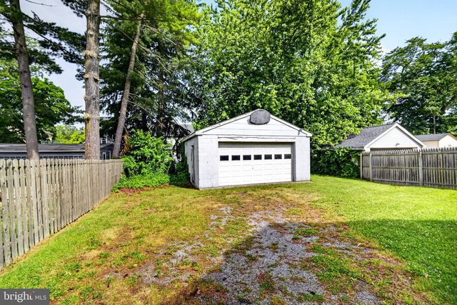 1105 PARKSIDE AVE, Ewing, NJ 08618