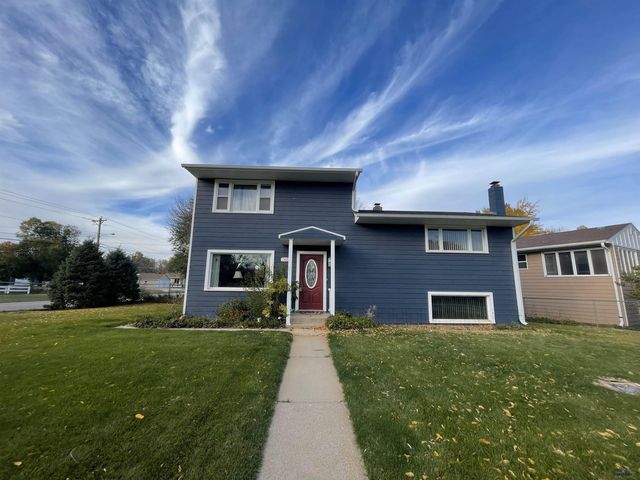 3452 BROOKSIDE DR, Rapid City, SD 57702