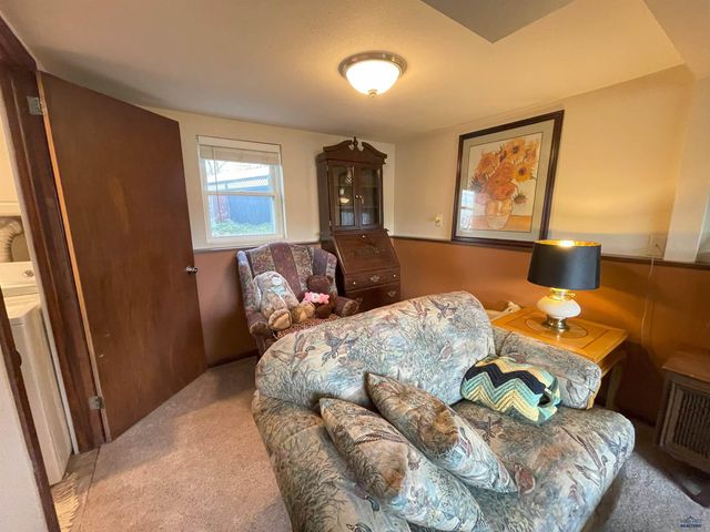 3452 BROOKSIDE DR, Rapid City, SD 57702