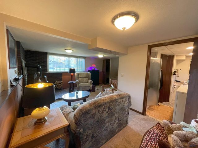 3452 BROOKSIDE DR, Rapid City, SD 57702