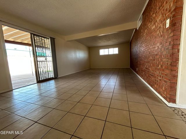 5321 BEAUTONNE Avenue, El Paso, TX 79924