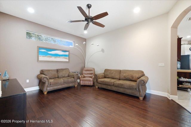 13519 Barkingside Place, Brooksville, FL 34609
