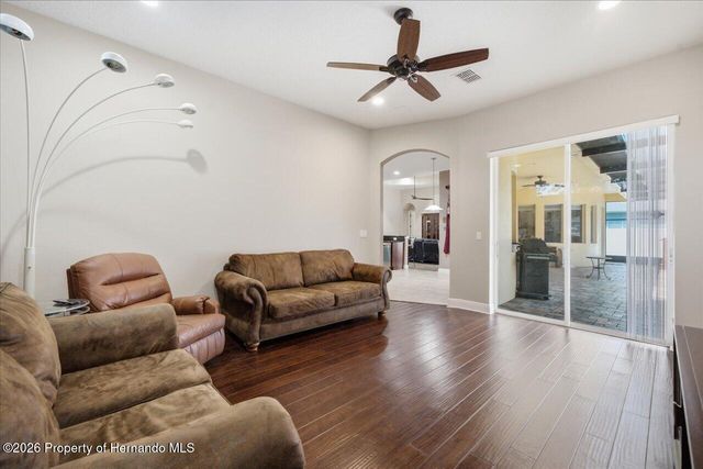 13519 Barkingside Place, Brooksville, FL 34609
