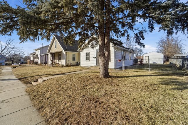 2644 Chicago Avenue, Des Moines, IA 50317