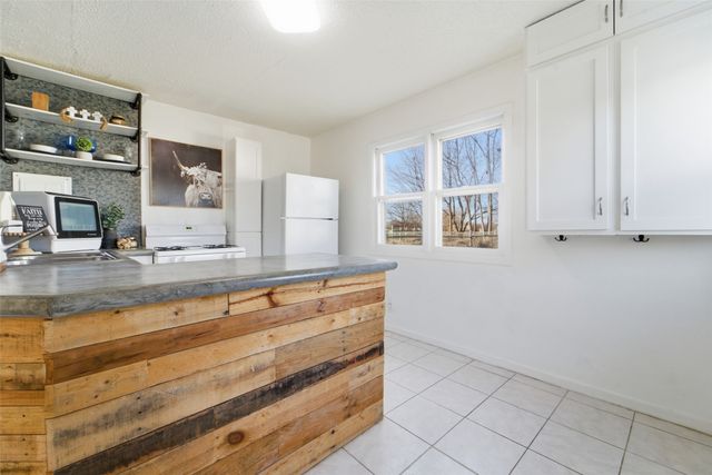 2644 Chicago Avenue, Des Moines, IA 50317