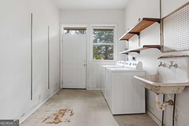 1237 Mclendon Avenue NE, Atlanta, GA 30307