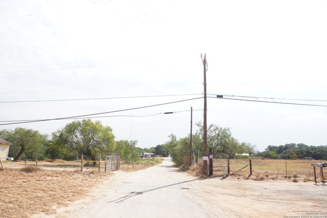 777 County Line, San Antonio, TX 78223